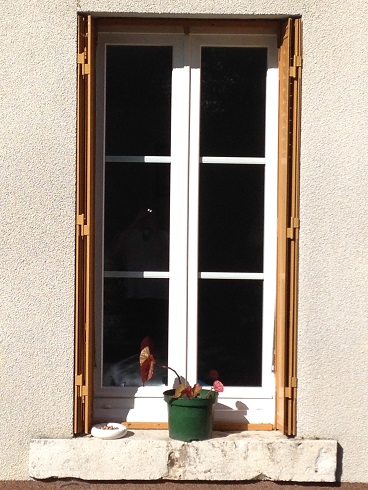 Fenêtre de salon PVC, de location vue extérieure