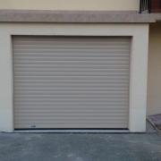 Porte de garage ALU enroulable coloris Beige avec motorisation